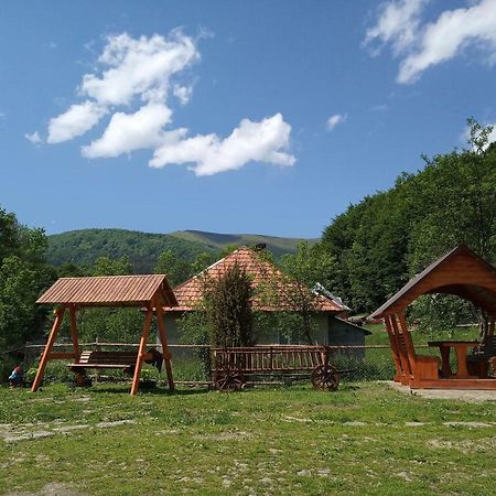 Верховинський Котедж Bukovets Luaran gambar